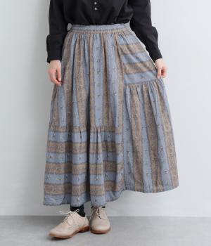 コットンモダール　ストライプフラワープリント　イレギュラーティアードスカート