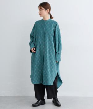 手捺染コットンベルベット　モロッカンプリント　ヒヨクチュニックシャツ(ピーコックグリーン-F)