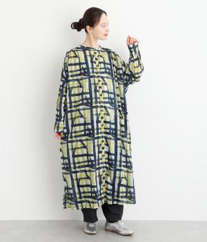 ライトボイル水彩ラインプリントワイドクルーワンピース