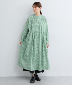 手捺染コットン　バインフラワープリント　ドルマンワンピース(アイボリー-F)