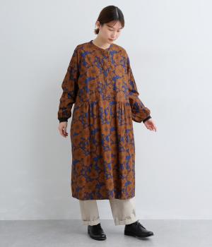 手捺染コットン　クロッキーフラワープリント　切替えヒヨクワンピース(ブルー-F)