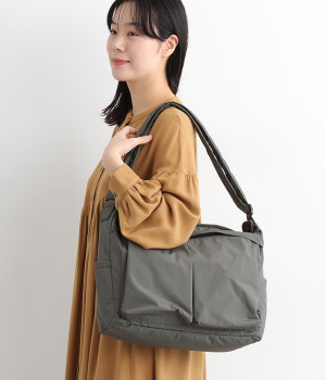 HELMET　SHOULDER　BAG　M