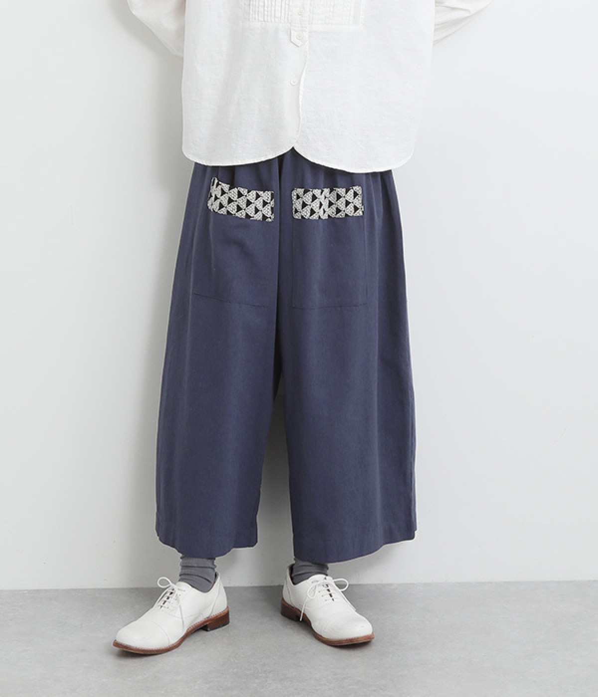刺繍切替ポケット付き ワイドパンツ（COLORK）の商品詳細