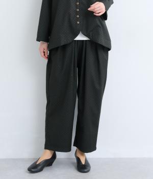 ジャケットに合わせるパンツ(ドットブラック-F)