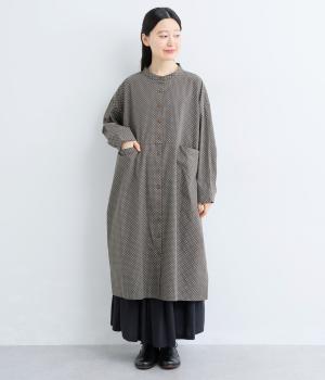 アンティーク風ドットワーク風ワンピース(チャコール-F)
