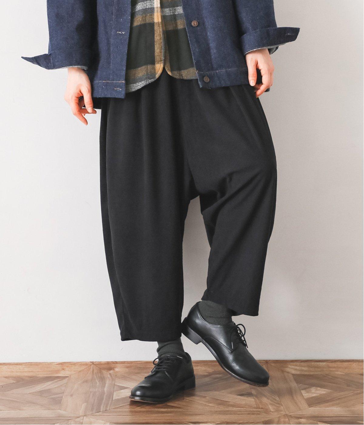 柔らかコール天たっぷりサルエルパンツ（COLORK）の商品詳細