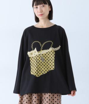 鞄に入った猫プリントロングＴシャツ(ブラック-F)