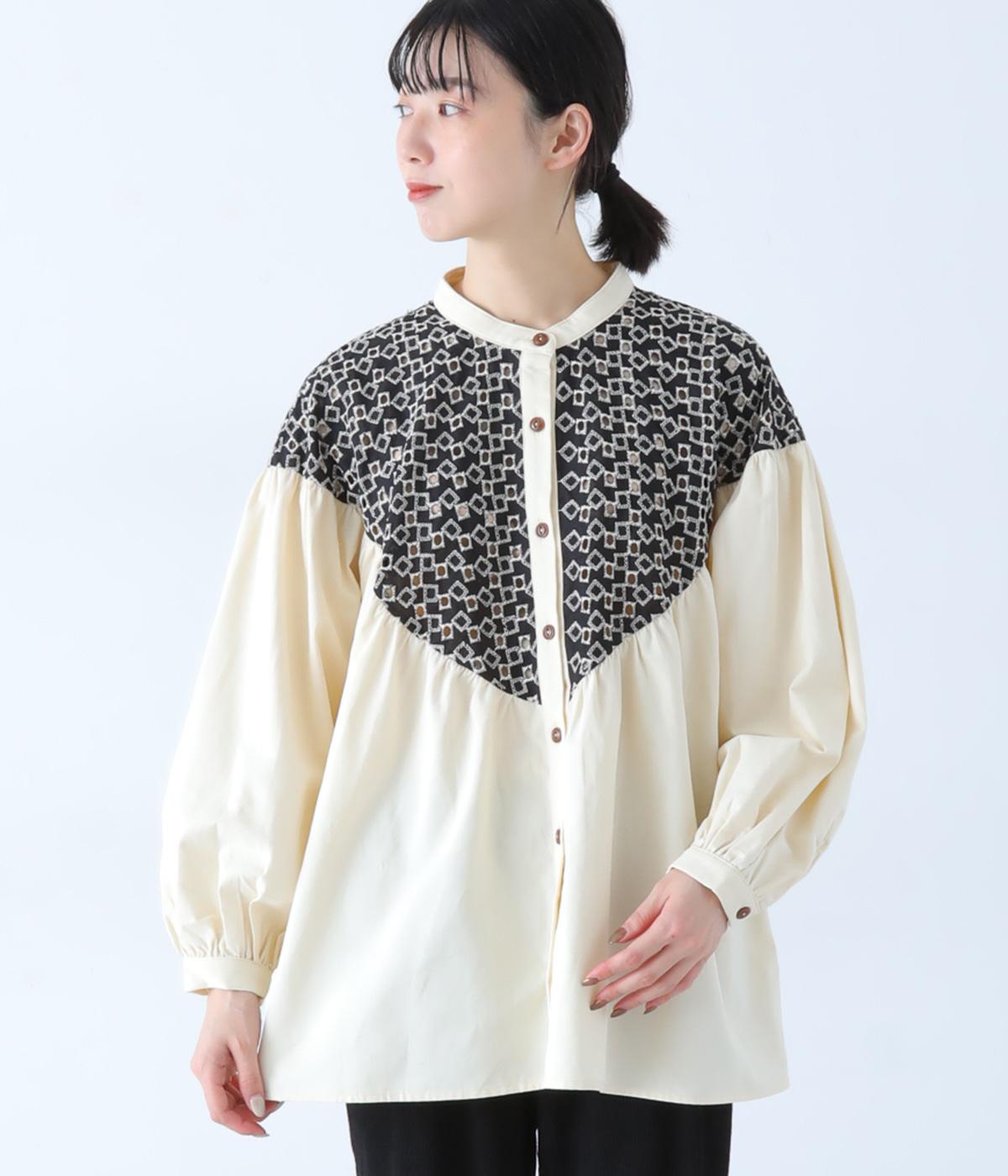 スクエア刺繍ヨーク切替ブラウス(ナチュラル-F)