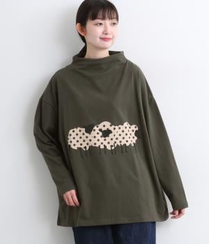 プリントTシャツ集まる羊