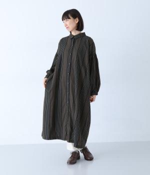 チェックストライプパッチワーク風袖ふわりワンピース(ブラック-F)
