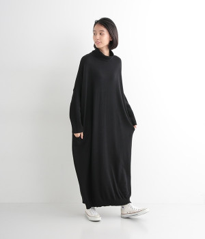 天竺編みニットドルマンスリーブワンピース(ブラック-ONESIZE)