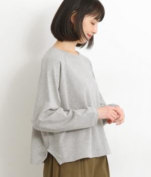 脇スリットラグランプルオーバー