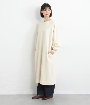 クルーネックAラインワンピース(キナリ-F)