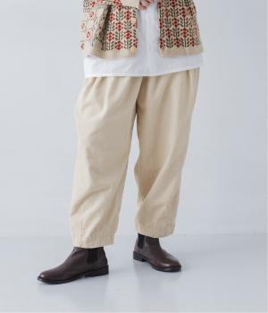 コットン変形コーデュロイ　裾ダーツパンツ