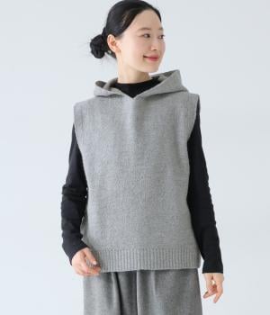 強縮ニットフードベスト