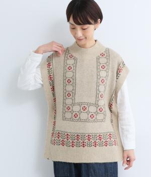 ジャカードニット　パッチワーク風ベスト