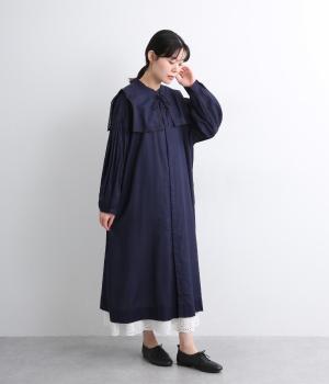 コットンサテンガーゼノーカラーギャザーワンピース(レース襟付き)