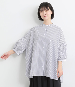 コットン先染めブロードワイドギャザースリーブ7分袖チュニックブラウス(オフホワイト×ネイビー-ONESIZE)