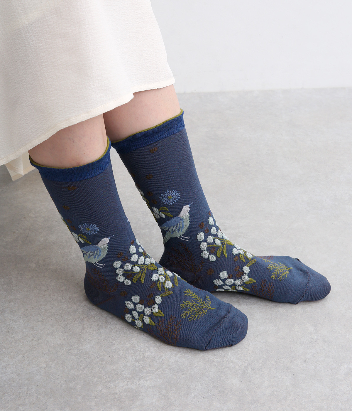 新品 アンデ ハイゲージ クルーソックス 23～25cm 日本製 LINA A