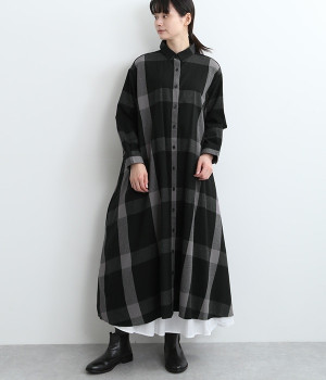コットンビエラチェック　シャツワンピース(ブラック-L)