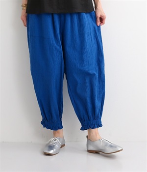 シャーリング裾ゴムワイドパンツ(ブルー-L)