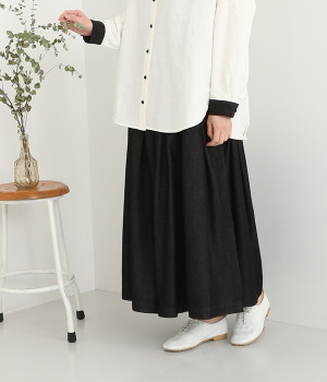 デニムタックパンツ