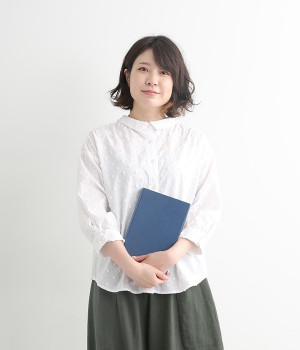 コットンカットドビー2WAYドットブラウス(オフホワイト-L)