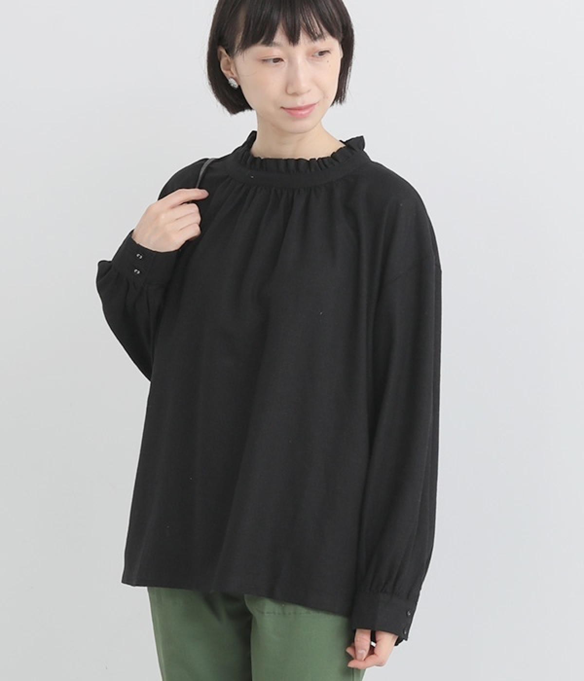 ツイル襟フリルブラウス（D*g*y）の商品詳細