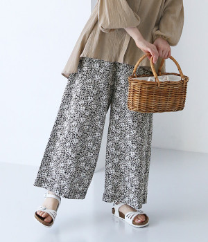 コットン小花プリント　イージーパンツ(ブラック-M)