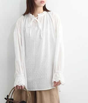 テンセルコットンカットドビー フリルギャザーシャツ(オフホワイト-3L)