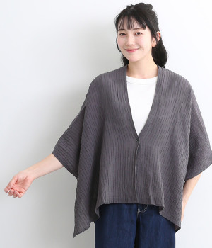 コットンリネンボイルドビー　後ろVサイドボタンドルマンカーデ(チャコール-L)