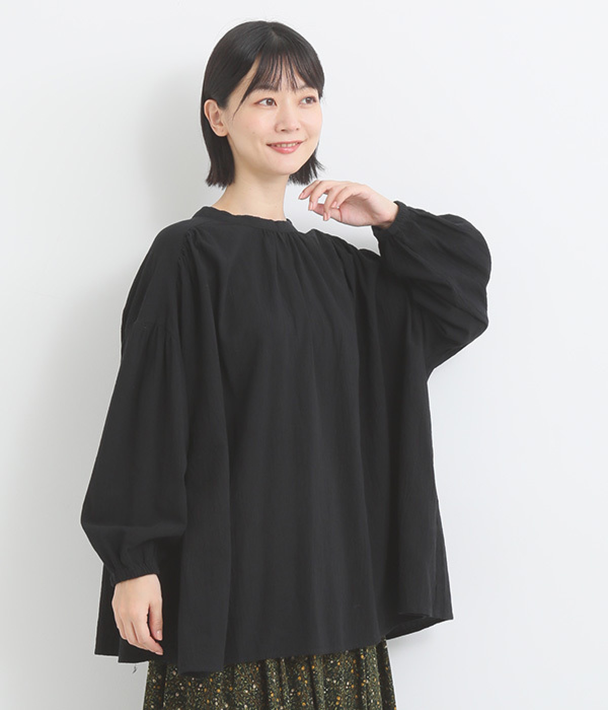 コットンオックス スモック丸首ギャザーブラウス(ブラック-3L)