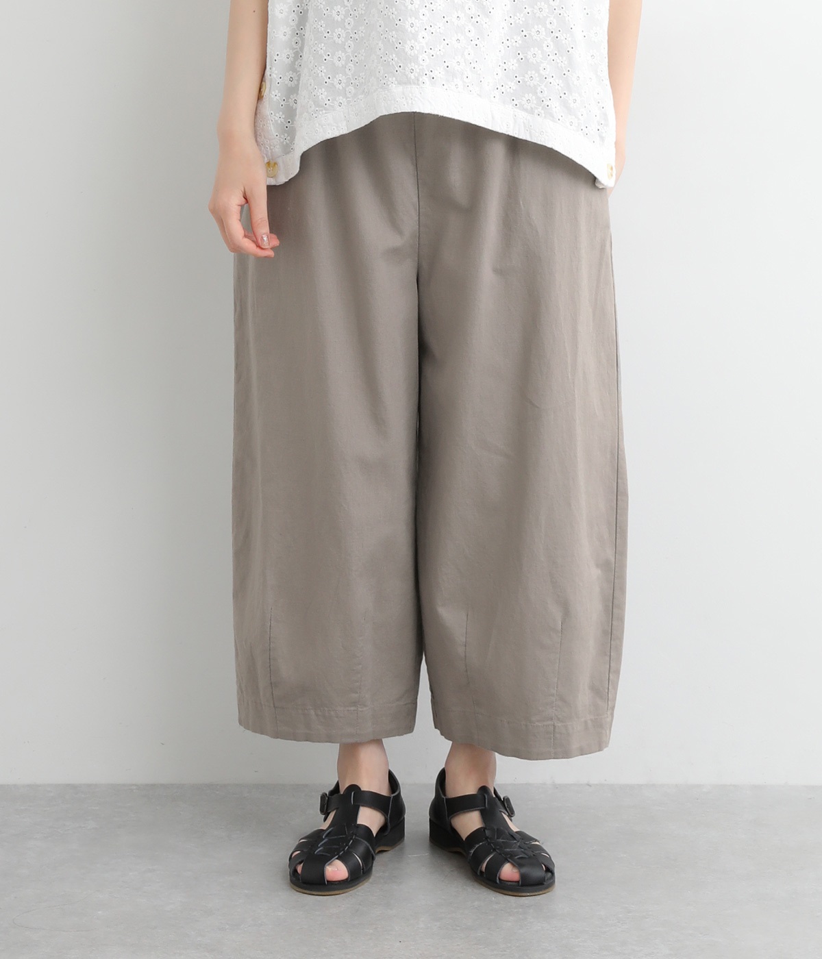 コットンリネンオックス裾タックパンツ(グレー-L)