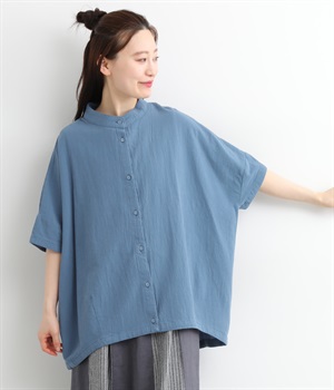 コットンワッシャーバンドカラーコクーンシャツ(ブルー-L)