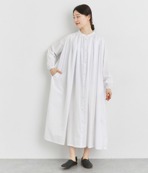 コットンローンギャザーフレアワンピース(オフ-M)
