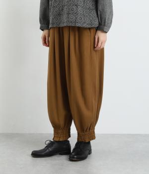 レーヨンリネンコットン綾織　裾絞りパンツ(キャメル-F)