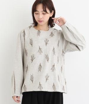 ダンガリードライフラワー刺繍袖タックブラウス