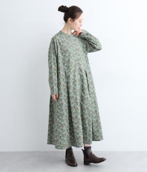 コットン花柄プリントワンピース