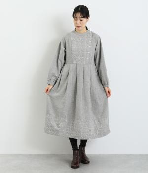 オリジナル北欧パッチワーク風刺繍ヨーク切替えワンピース