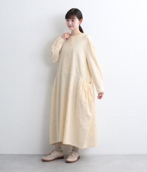 ドット刺繍　ギャザーポケットワンピース(アイボリー-F)