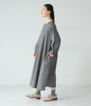 リネン混コットンシャンブレー丸襟ワンピース