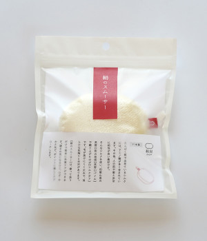 【おうちでシルクケア】シルクでやさしく角質ケア　絹のスムーサー