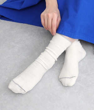 コットンレーヨンシルクリブソックス(オフホワイト/ライトグレー-ONESIZE)