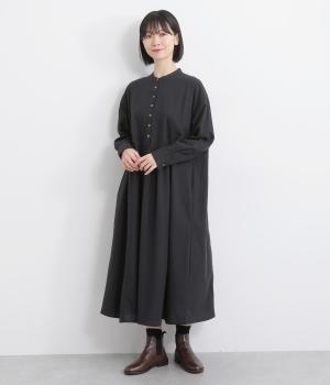 ブラッシュドコットンバンドカラープルオーバーワンピース(ブラック-F)