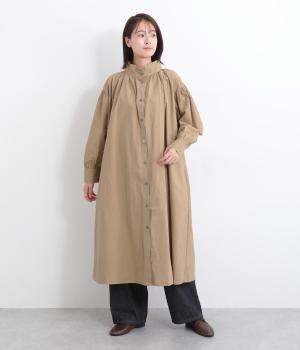 ハイカウントコットンスタンドカラーギャザーワンピース（DIARIES）の