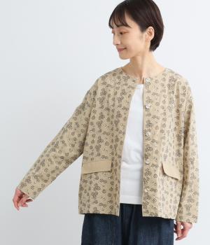 ナチュラルタイプライタークローバー刺繍ショートコート