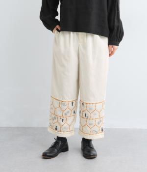 おうち透かし刺繍パンツ