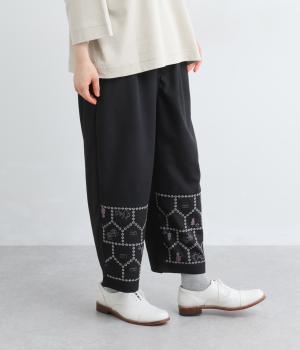 おうち透かし刺繍パンツ(ブラック-F)