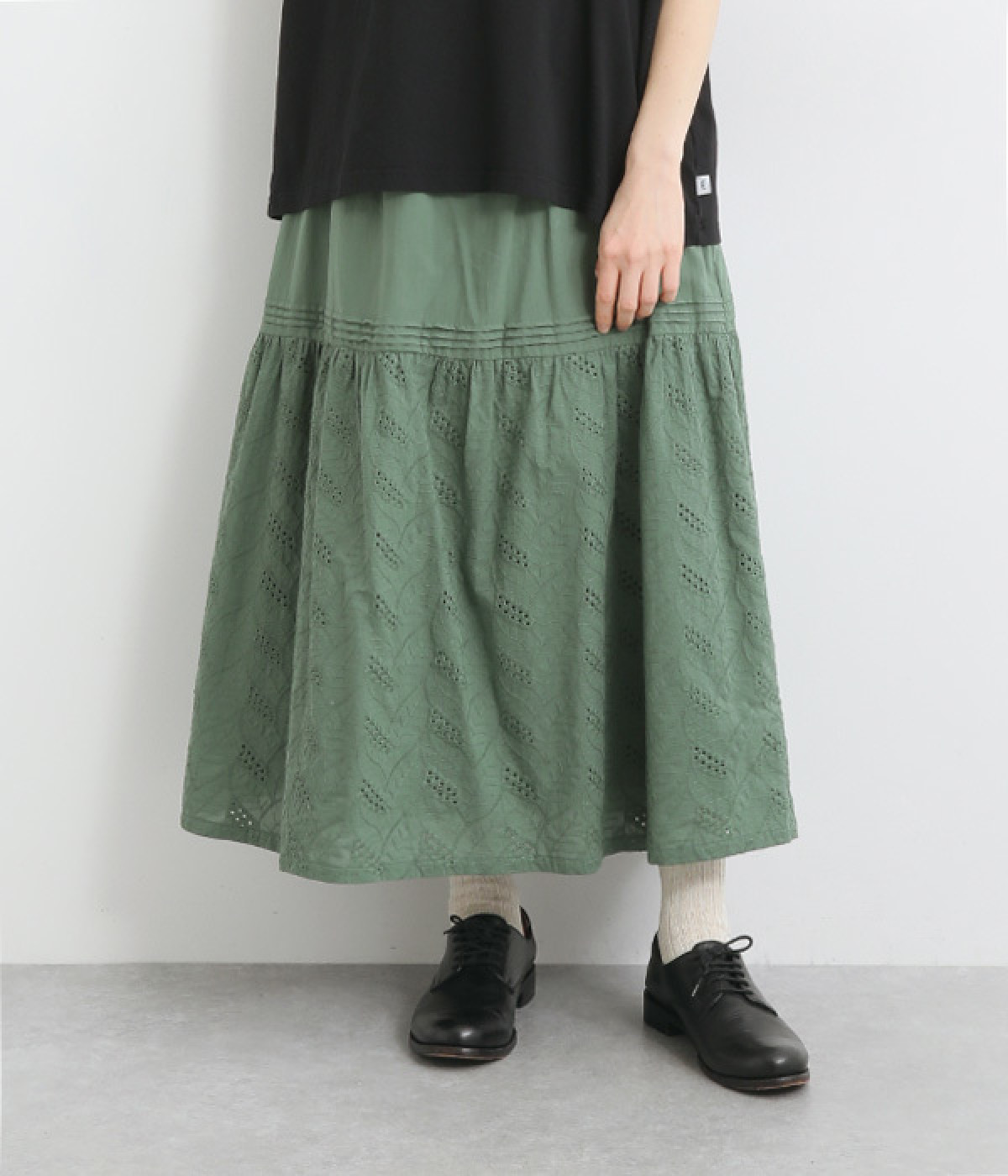 コットン透かし刺繍スカート（Emago）の商品詳細