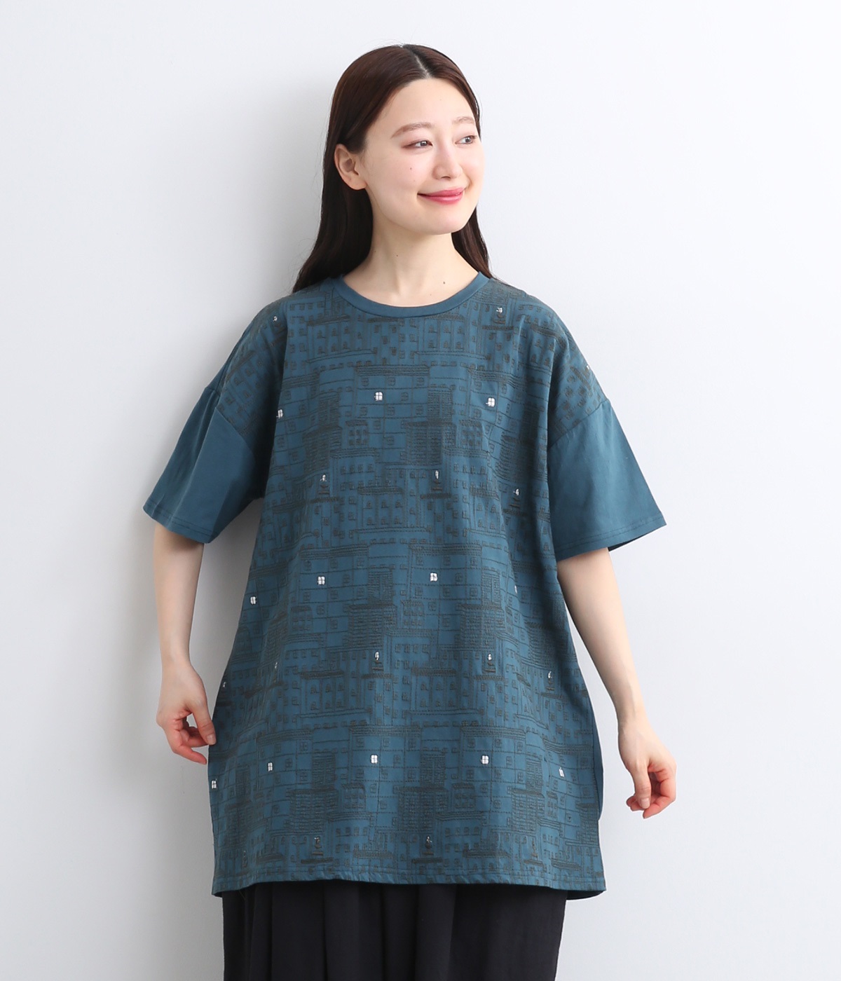 ねこ町刺繍チュニック